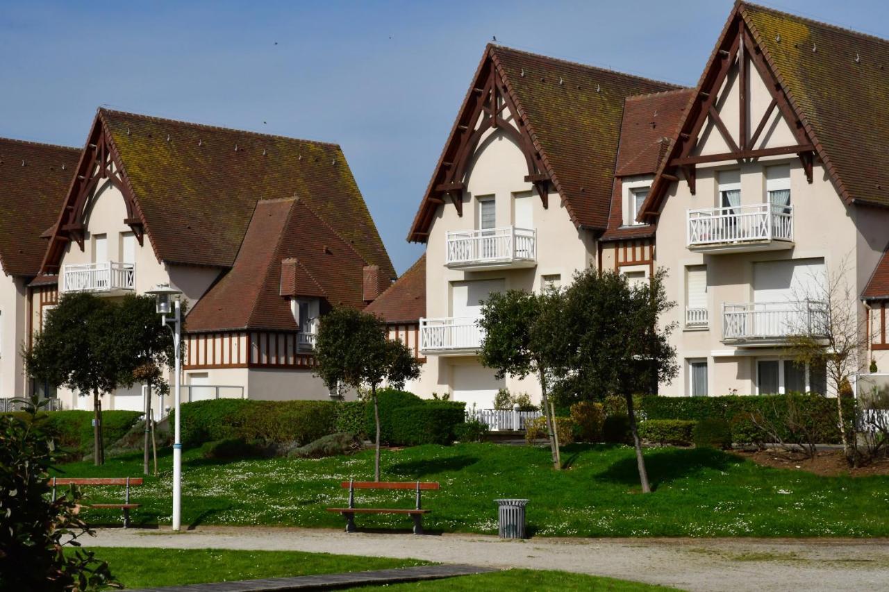 La Courette, Maison Avec Cour Proche Plage Graye-sur-Mer ภายนอก รูปภาพ